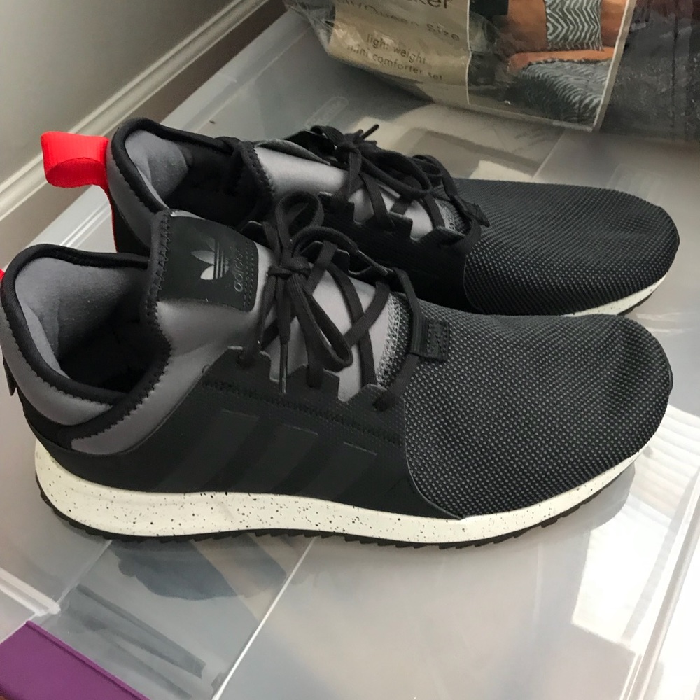 Mens Adidas Shoes NWOT